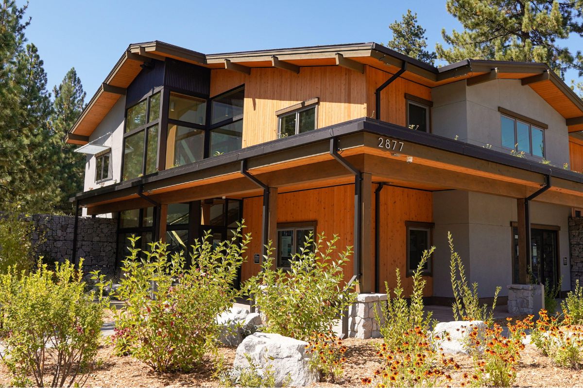 Featured Image for Building Sustainably with Sierra Sustainable Builders and Ward Young Architects