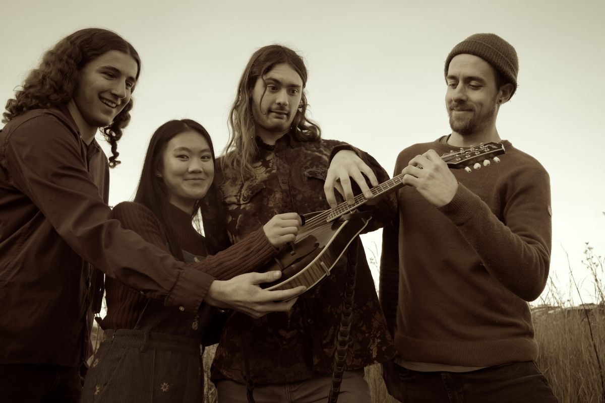 Featured Image for Broken Compass Bluegrass - Concerts at Commons Beach